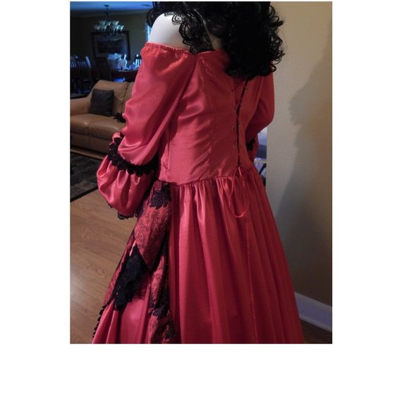 Tena Rae Custom size 10 RED/BLACK - Picture 6 of 11